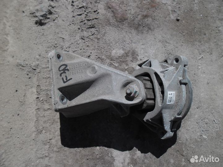 Правая опора двигателя бмв 3 серия 2014 год F 30