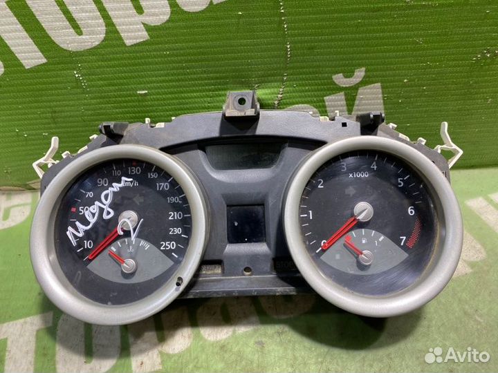 Панель приборов Renault Megane 2 K4M