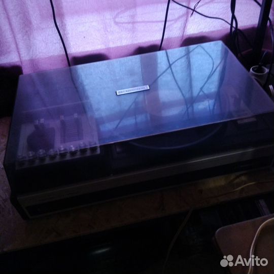 Проигрыватель винила. Радиотехника, мелодия 103