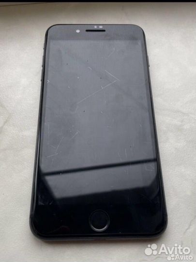 iPhone 8 Plus, 128 ГБ