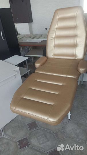 Кушетка косметологическая