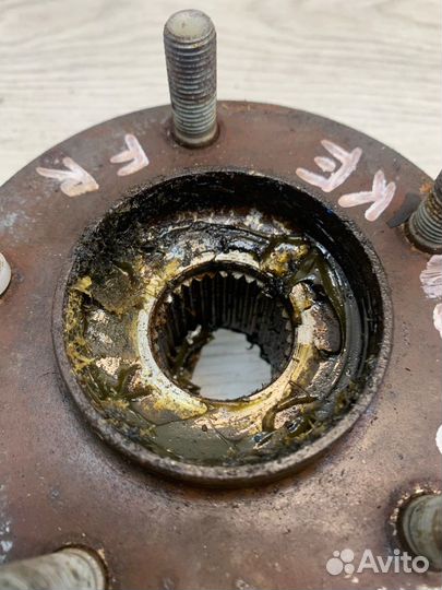 Ступица передняя левая Mazda Cx-5 KE PE PY PE-VPS