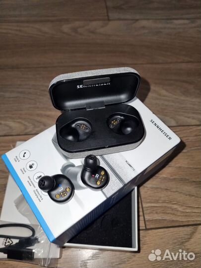 Наушники Sennheiser momentum true wireless