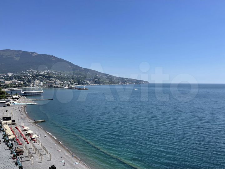 3-к. апартаменты, 202 м², 6/13 эт.