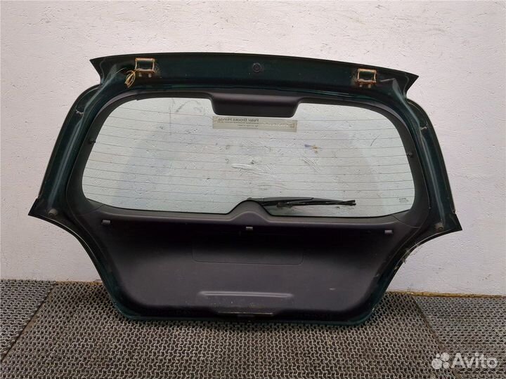 Крышка багажника Honda Civic, 2003