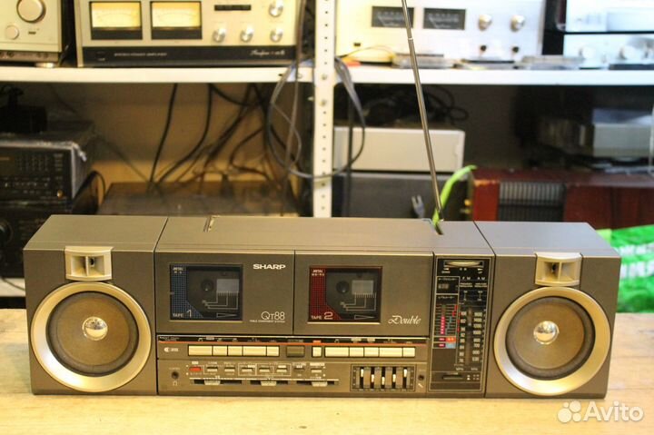 Магнитола Sharp QT 88