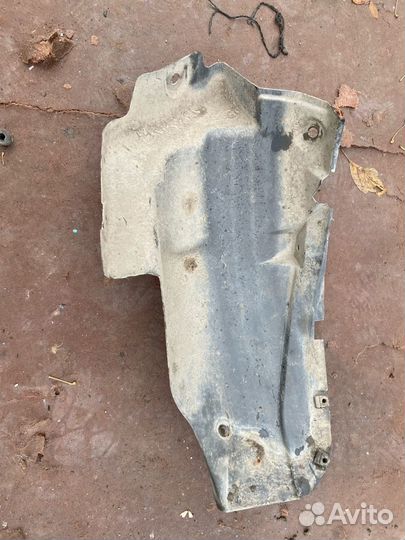 Подкрылок задний левый Hyundai Elantra HD