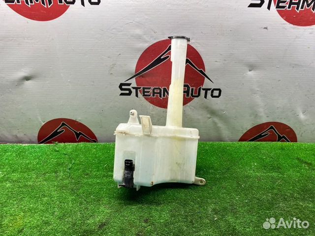 Бачок стеклоомывателя Toyota Crown JZS151