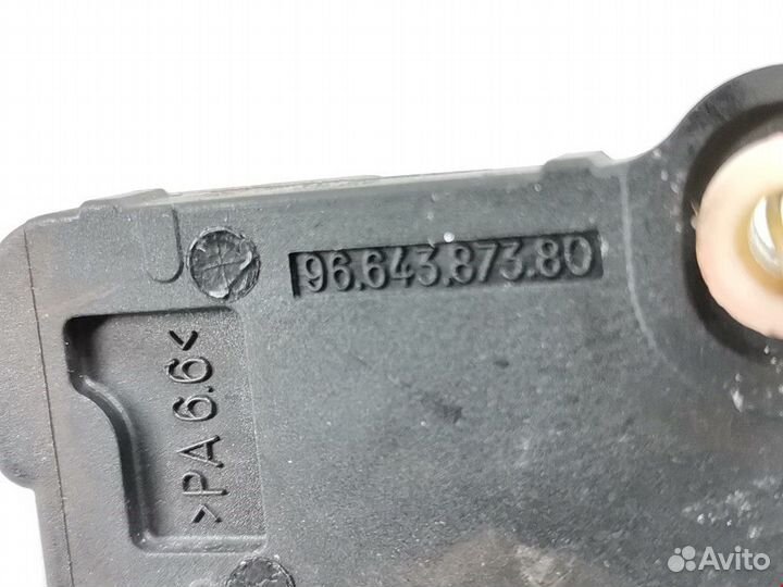 Датчик коленвала Ford Focus 2 2008