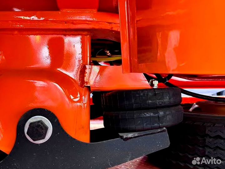 Полуприцеп трал (тяжеловоз) Luxuda LZC9307TDP, 2024