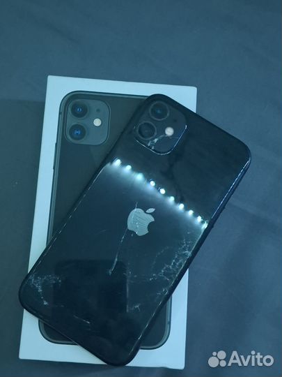 iPhone 11, 64 ГБ