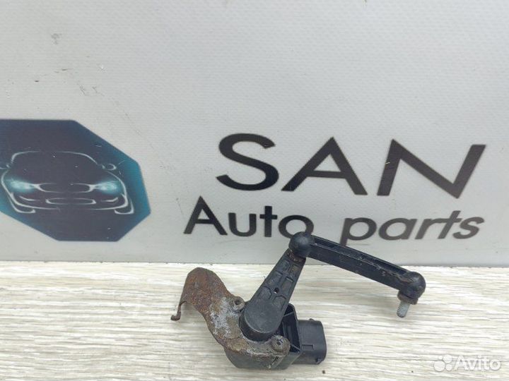 Датчик высоты дорожного просвета задний левый Bmw