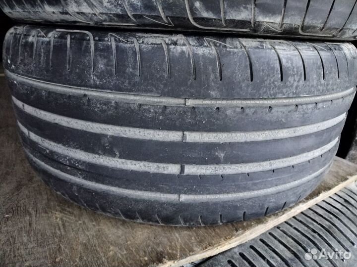 Goodyear Eagle F1 Asymmetric 2 235/45 R17 97Y