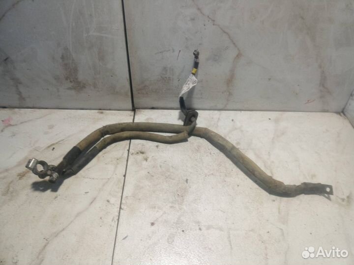 Клемма аккумулятора плюс Volkswagen Multivan T5