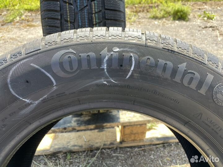 Continental ContiWinterContact TS 830 P 235/60 R16