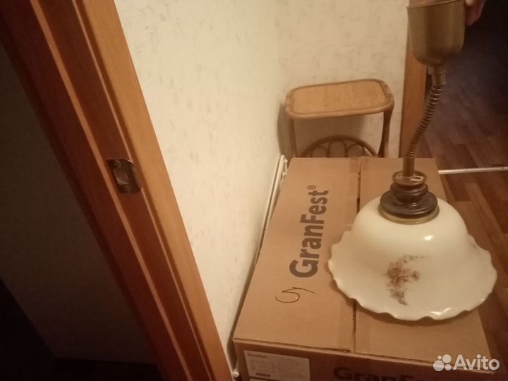 Люстра подвесная для кухни