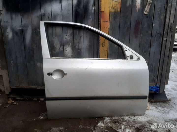 Дверь Skoda Octavia Шкода Октавия