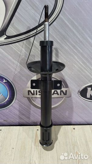 Амортизатор стойка зад Nissan terrano D10 Лев, Пра