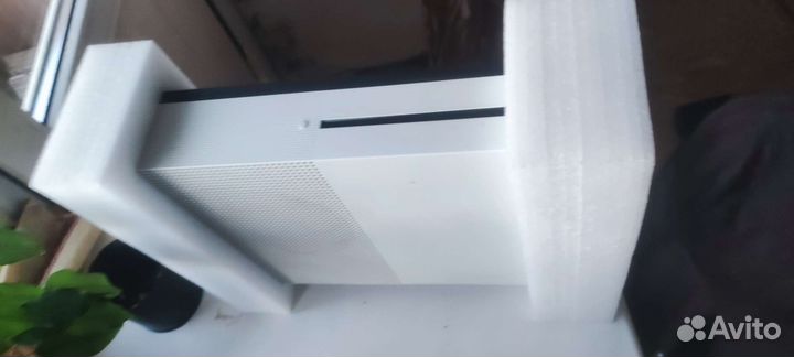 Xbox ONE S 1tb