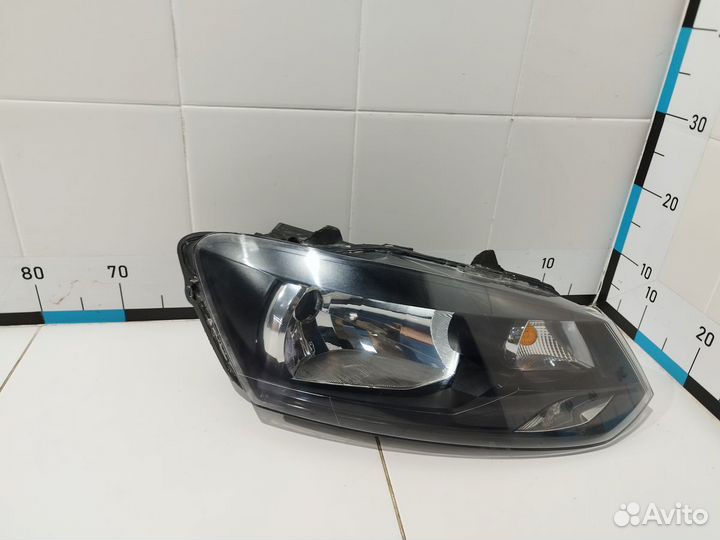Фара правая VW polo (SED RUS) (2011)