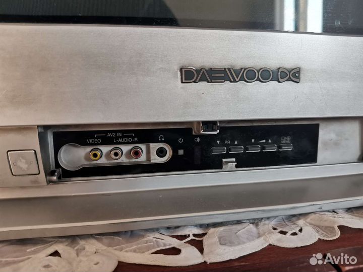 Телевизор daewoo kr29fl8p