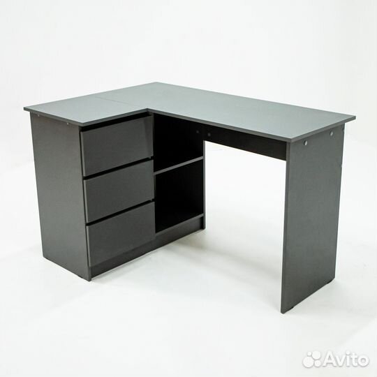 Стол угловой письменный в современном стиле