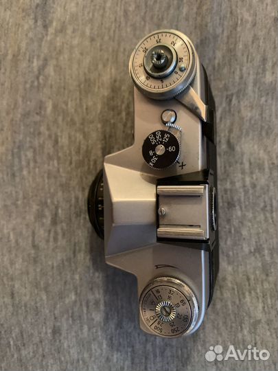 Фотоаппарат Зенит в