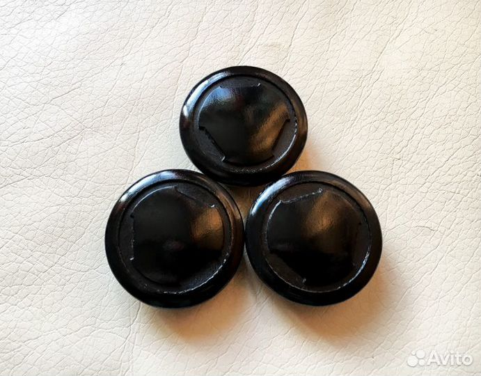 Заглушка оси маятника (4KM-2219X-00-00, -2219X-00)