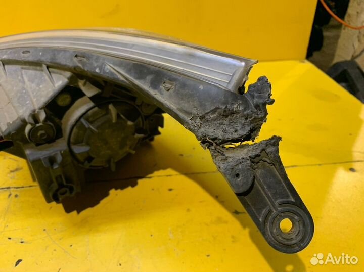 Фара правая Hyundai Solaris 2010-2017