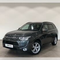 Mitsubishi Outlander 2.4 CVT, 2013, 190 000 км, с пробегом, цена 1 329 000 руб.