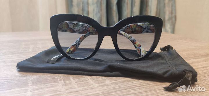 Солнцезащитные очки dolce & gabbana