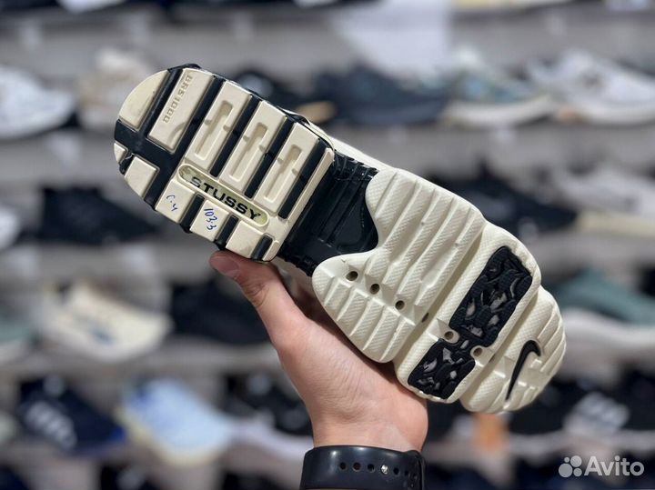 Кроссовки Nike Stussy