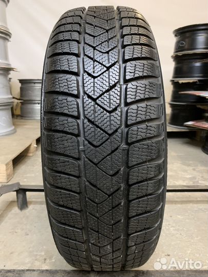 Pirelli Winter Sottozero 3 205/60 R17 93H