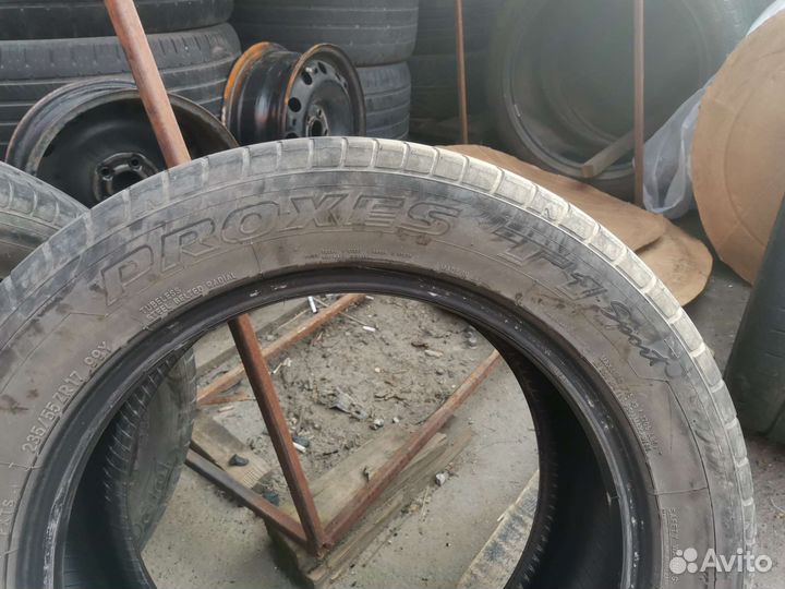 Toyo Proxes T1 Sport 235/55 R17