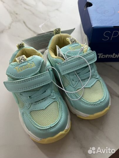 Кроссовки для девочки 23 размер tombi новые