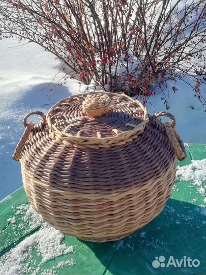 Корзина плетеная