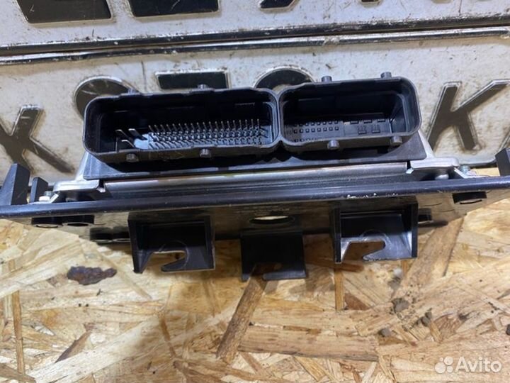 Эбу двс LADA Priora лифтбек 1.6 2011