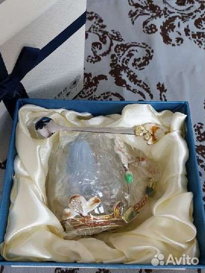 Чайная чашка в коробке Орхидея