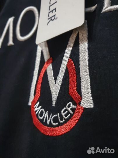 Футболка Moncler: ваш новый must-have