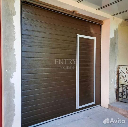 Ворота гаражные секционные