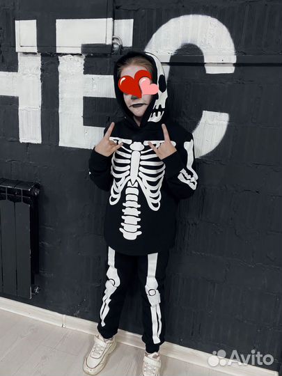 Спортивный костюм