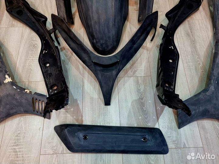 Пластик Suzuki SkyWave/Burgman CK44-45