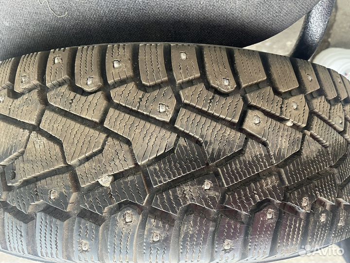 Pirelli Ice Zero 205/60 R16