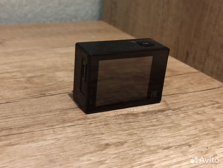Экшн камера Digma Dicam 320