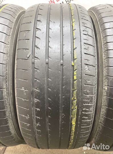 Yokohama BluEarth RV-02 235/55 R17 107V