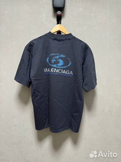 Футболка Balenciaga Surfer T-shirt in Black/Blue