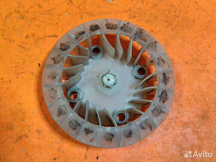 Крыльчатка охлаждения двигателя 139qmb 50cc 80cc