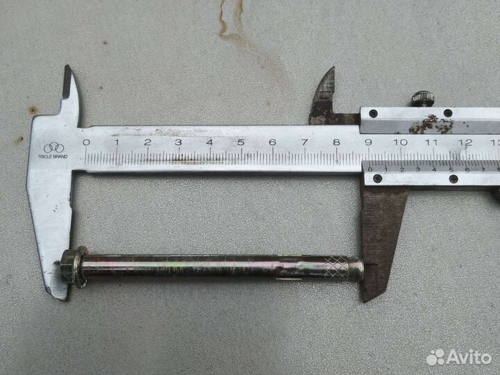 Анкерный болт