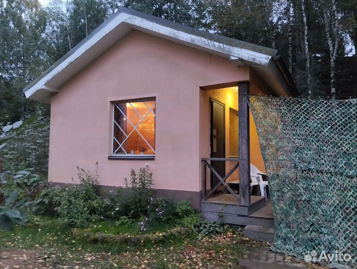 Баня с водоёмом, пять минут от Мега-Парнас