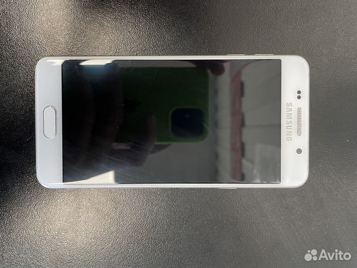Телефон Samsung galaxy a3 2016